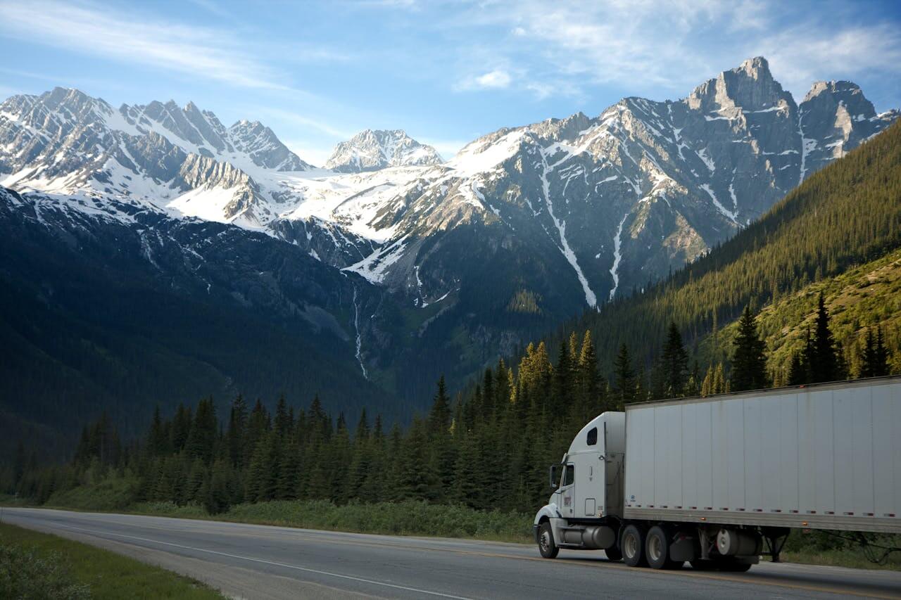 Logistics Network - Comprehensive coverage across all 50 states